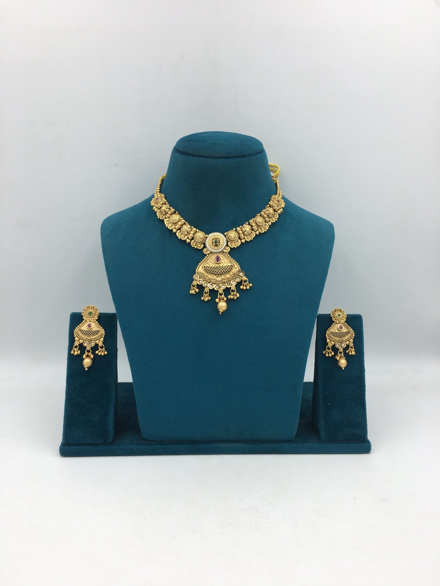 RITHIKA BRASS NECKLACE SET