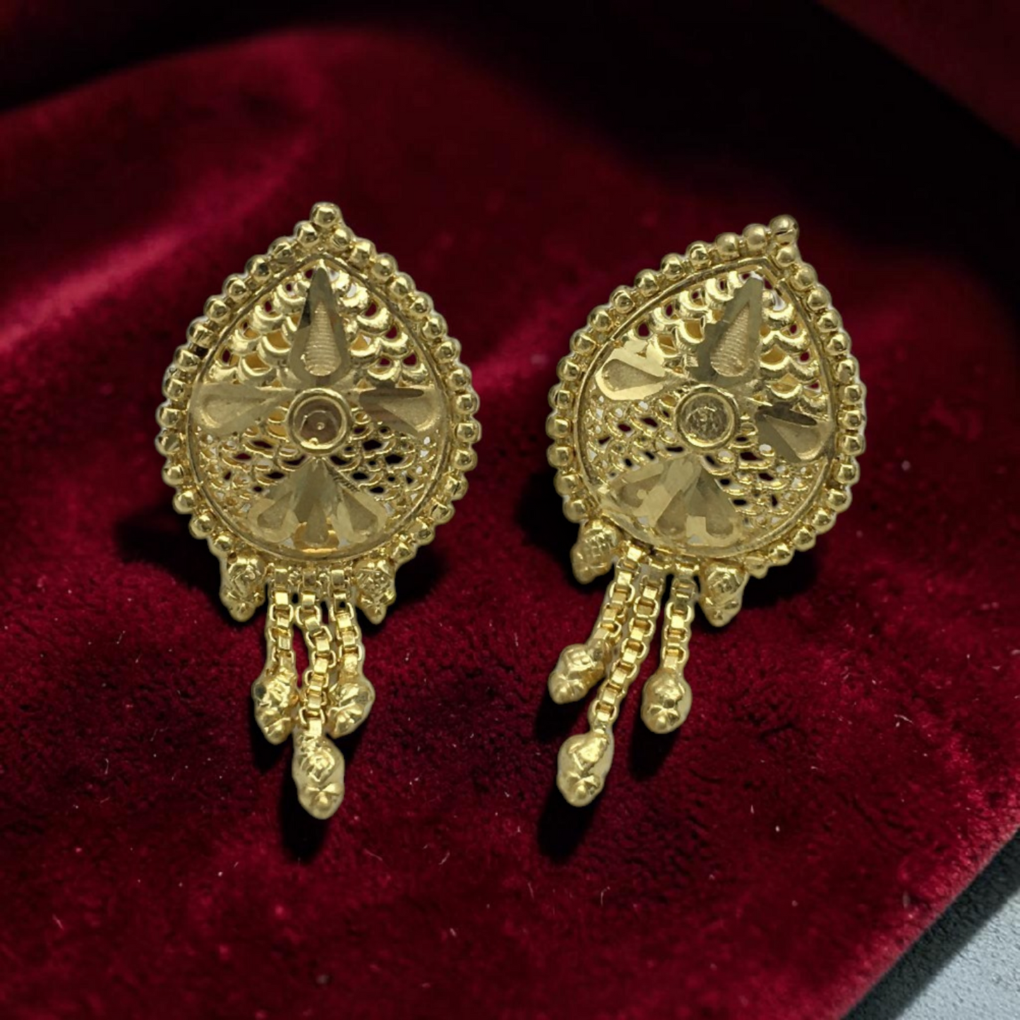 KANAK TARIKA ONE GRAM FORMING SHORT NECKLACE SET WITH EARRINGS