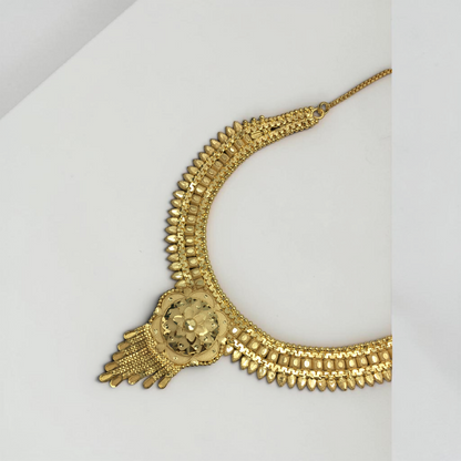 SURYA KAMAL ONE GRAM FORMING SHORT NECKLACE SET WITH EARRINGS
