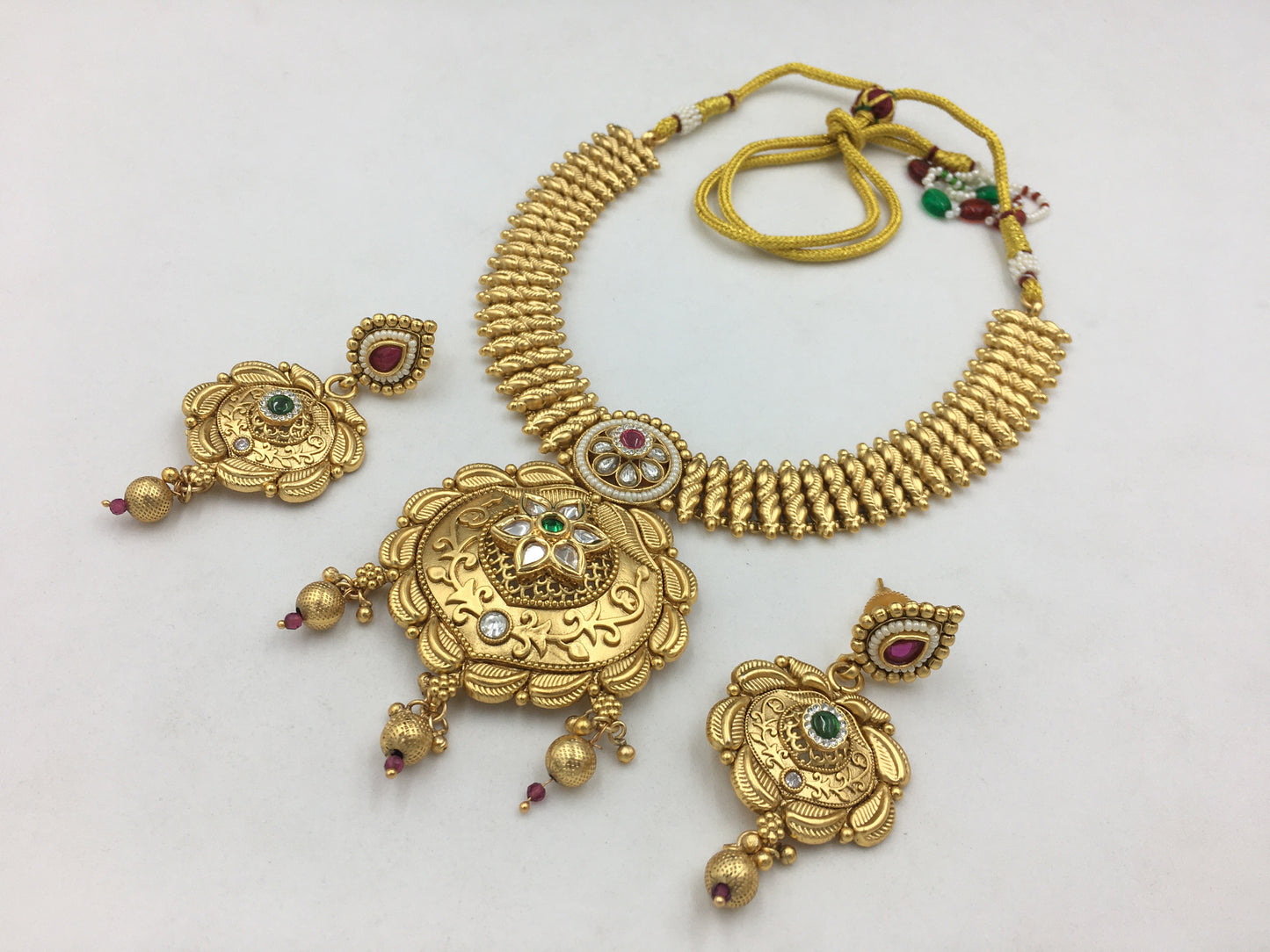 VARNIKA BRASS NECKLACE SET