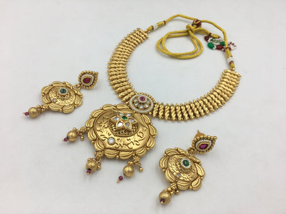 VARNIKA BRASS NECKLACE SET