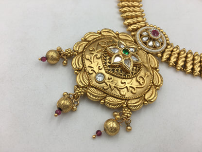 VARNIKA BRASS NECKLACE SET
