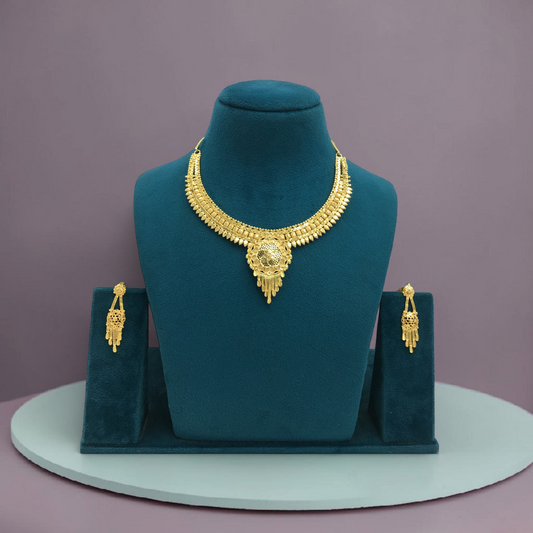 HIRANYA PUSHPA ONE GRAM FORMING SHORT NECKLACE SET WITH EARRINGS