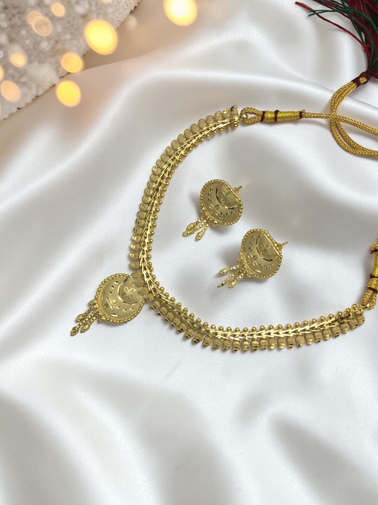 CHANDRIKA KANTHA ONE GRAM FORMING SHORT NECKLACE SET WITH EARRINGS