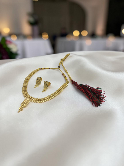 KANAK AAVYA ONE GRAM FORMING SHORT NECKLACE SET WITH EARRINGS