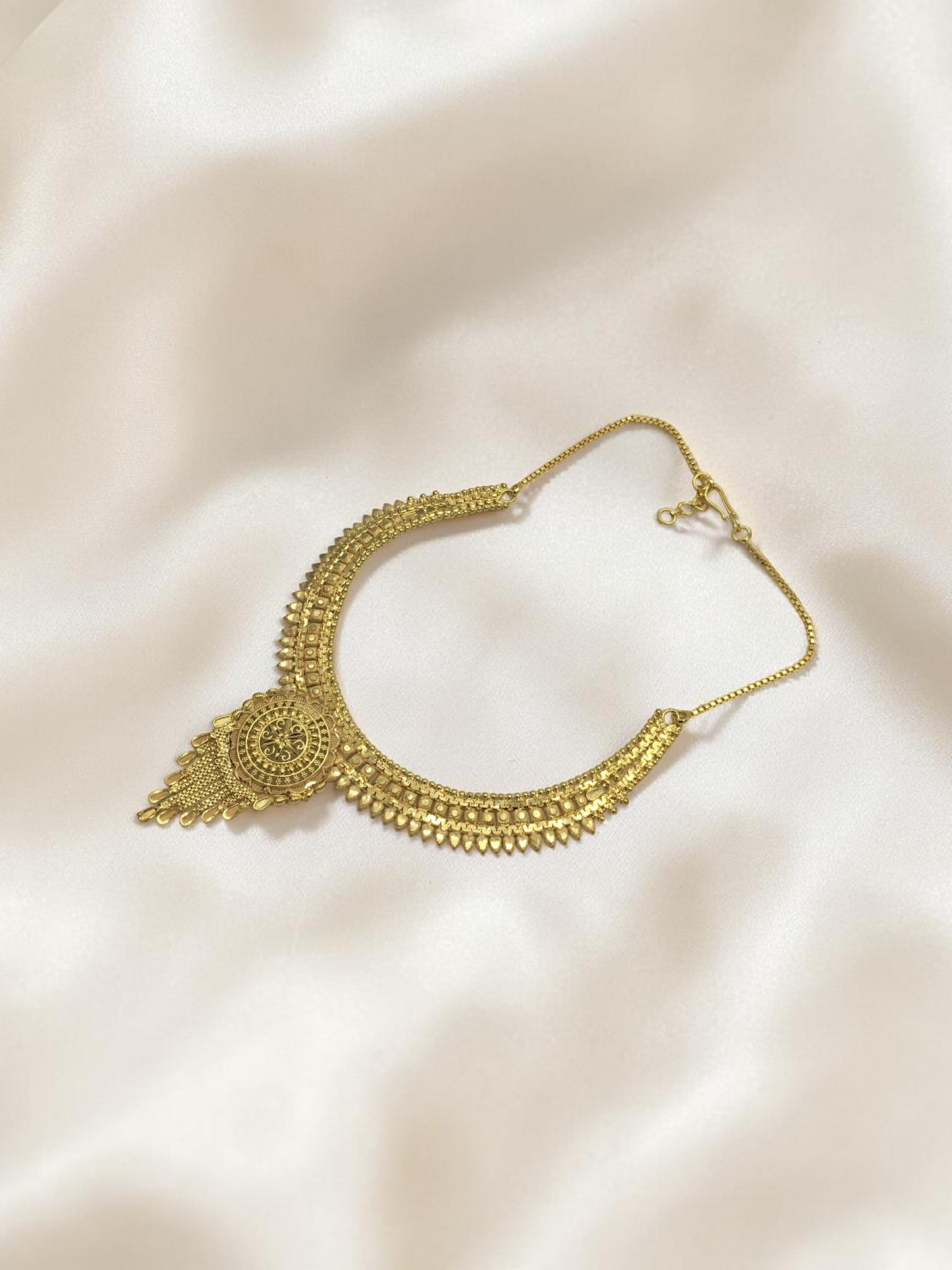 ROYAL MANDALA GOLD PLATED NECKLACE SET FOR WOMEN