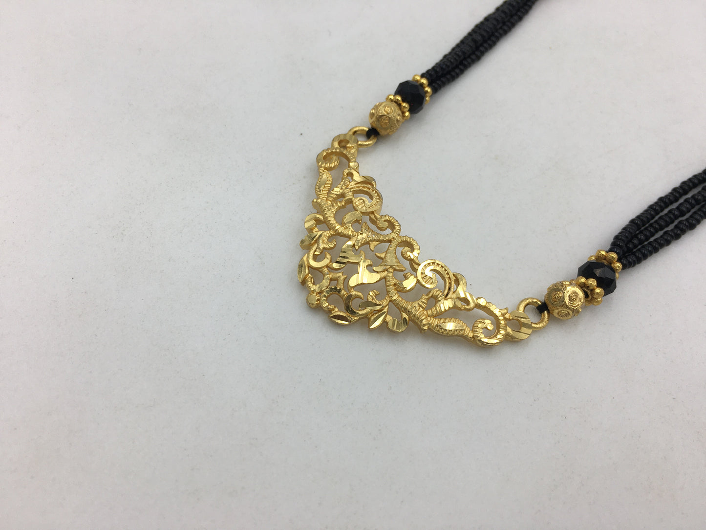 SHARINI MICRO GOLD MANGALSUTRA