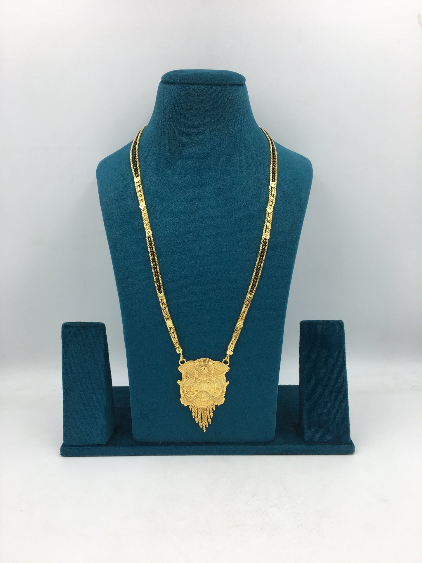 NIKITHA MICRO GOLD MANGALSUTRA