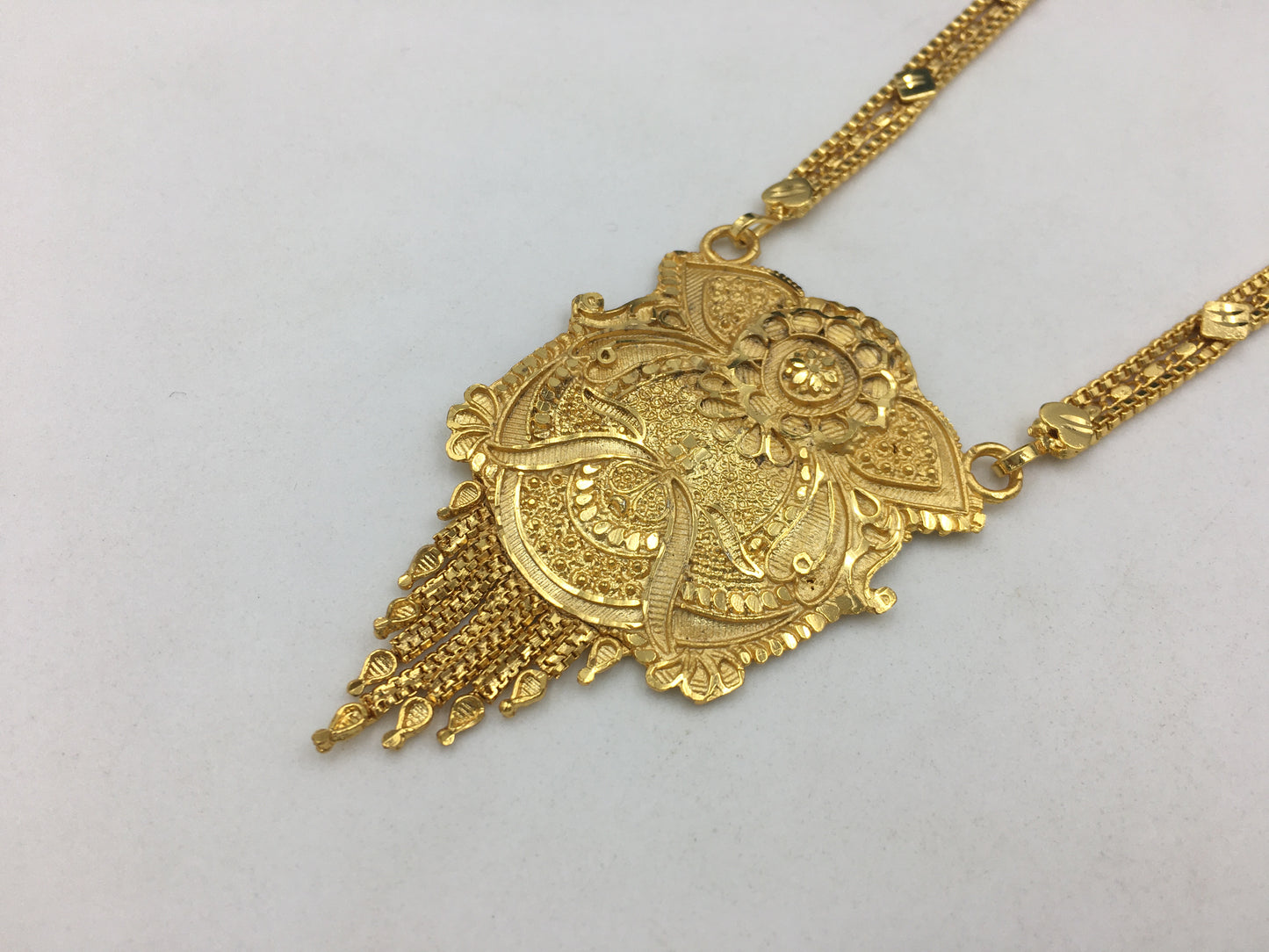 NIKITHA MICRO GOLD MANGALSUTRA