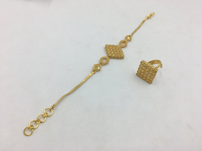 VRITIKA FORMING WOMEN BRACELET