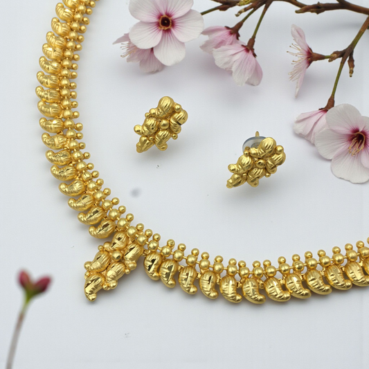 GITA MICRO GOLD SHORT NECKLACE SET