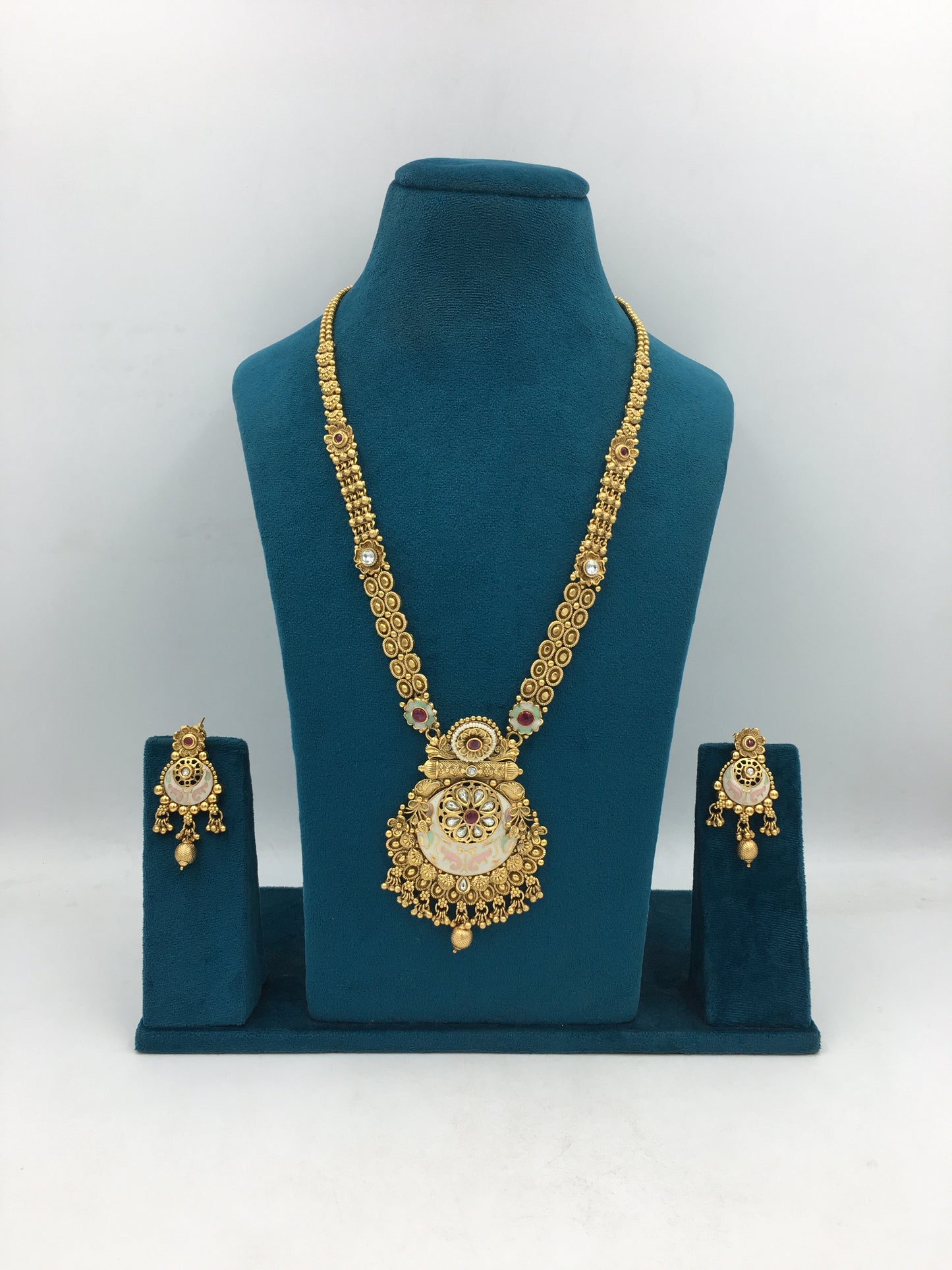 BHAVIKA MAHARANI NECKLACE SET
