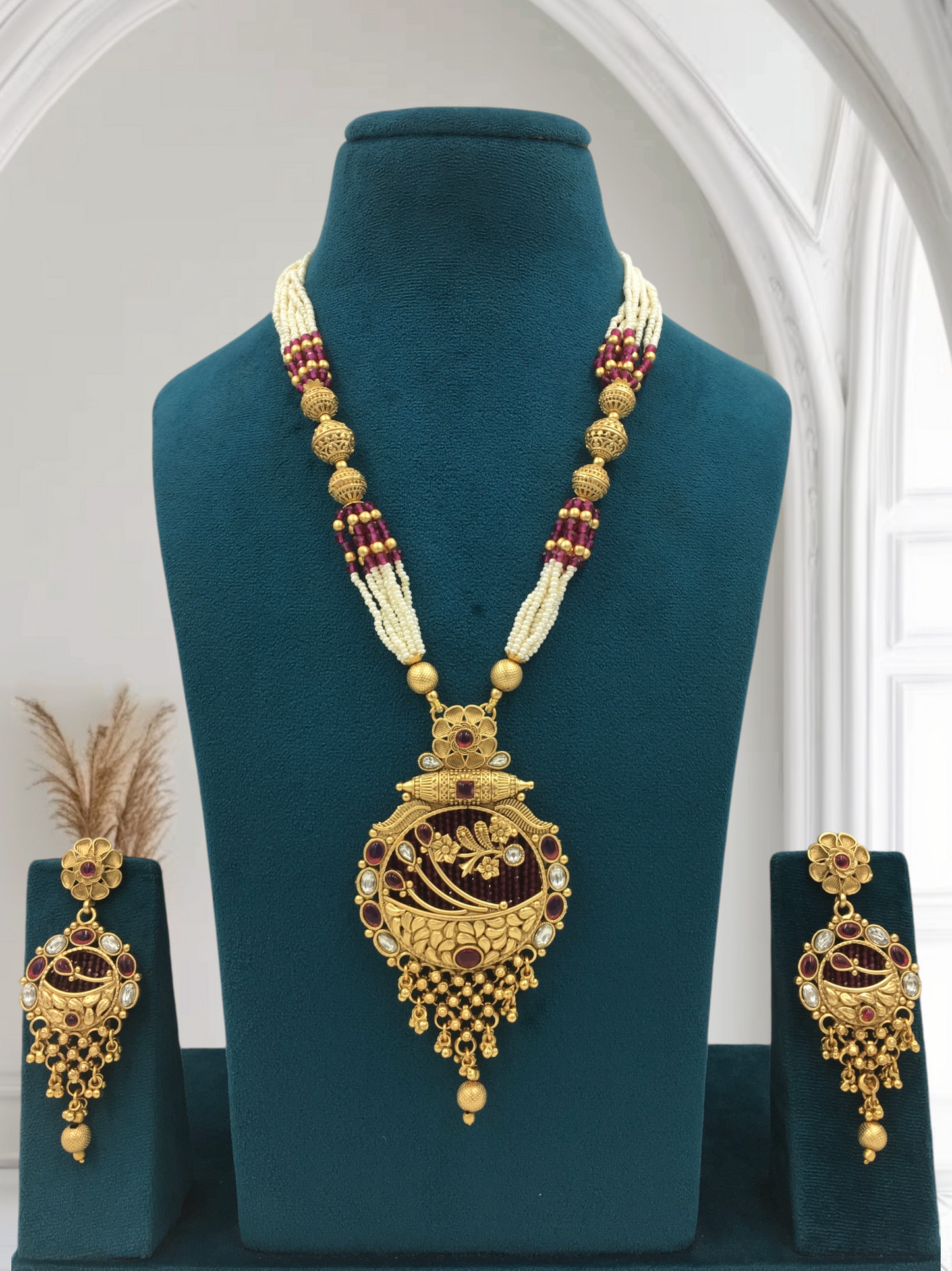 BHAVIKA MAHARANI NECKLACE SET