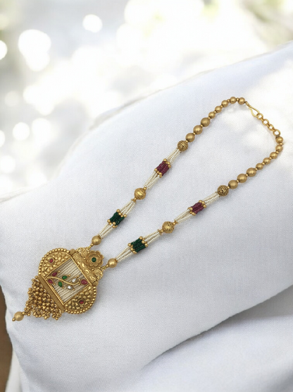 YUVIKA BRASS NECKLACE SET
