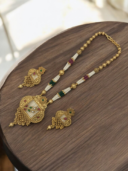 YUVIKA BRASS NECKLACE SET