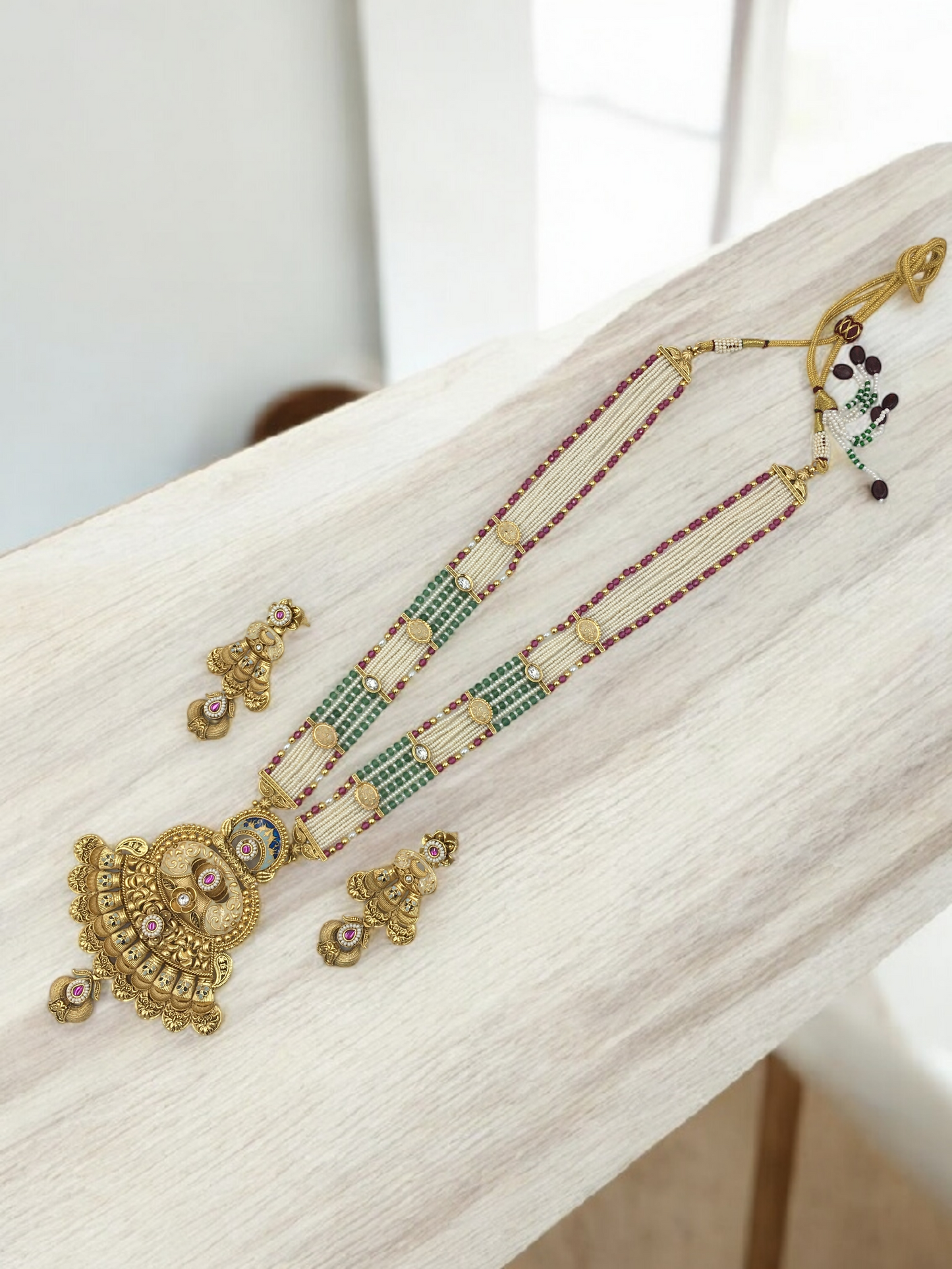 ADHVITA BRASS NECKLACE SET