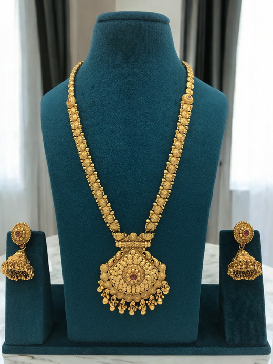 LILY BRASS NECKLACE SET