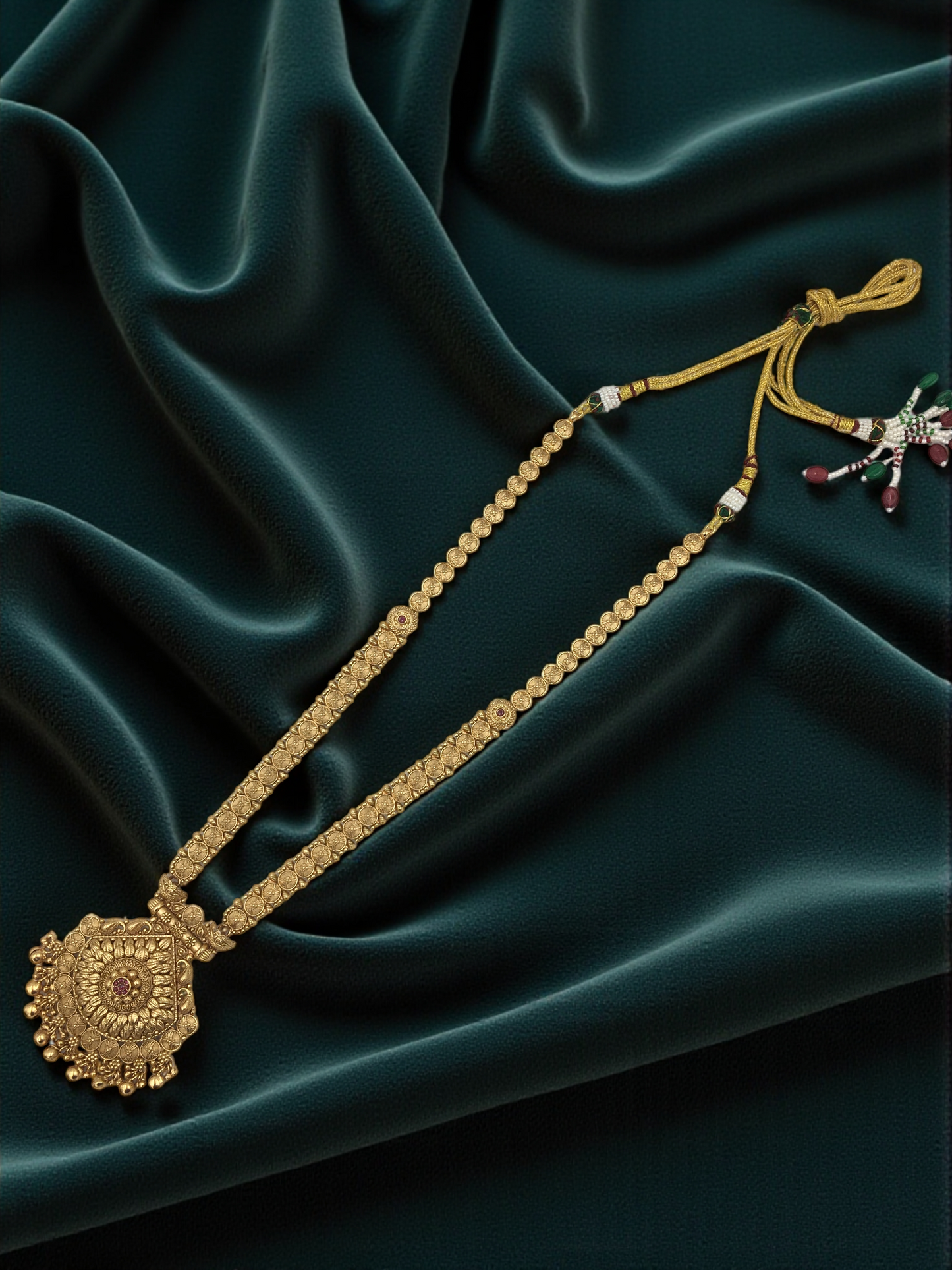 LILY BRASS NECKLACE SET