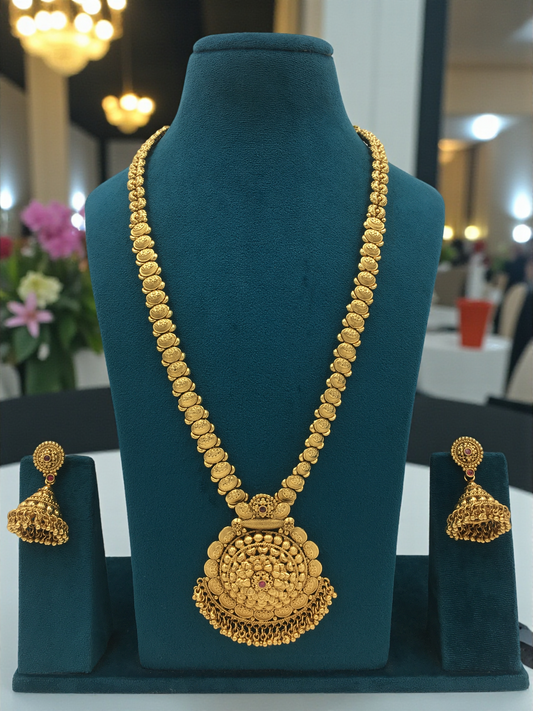 PATRICIA  BRASS NECKLACE SET