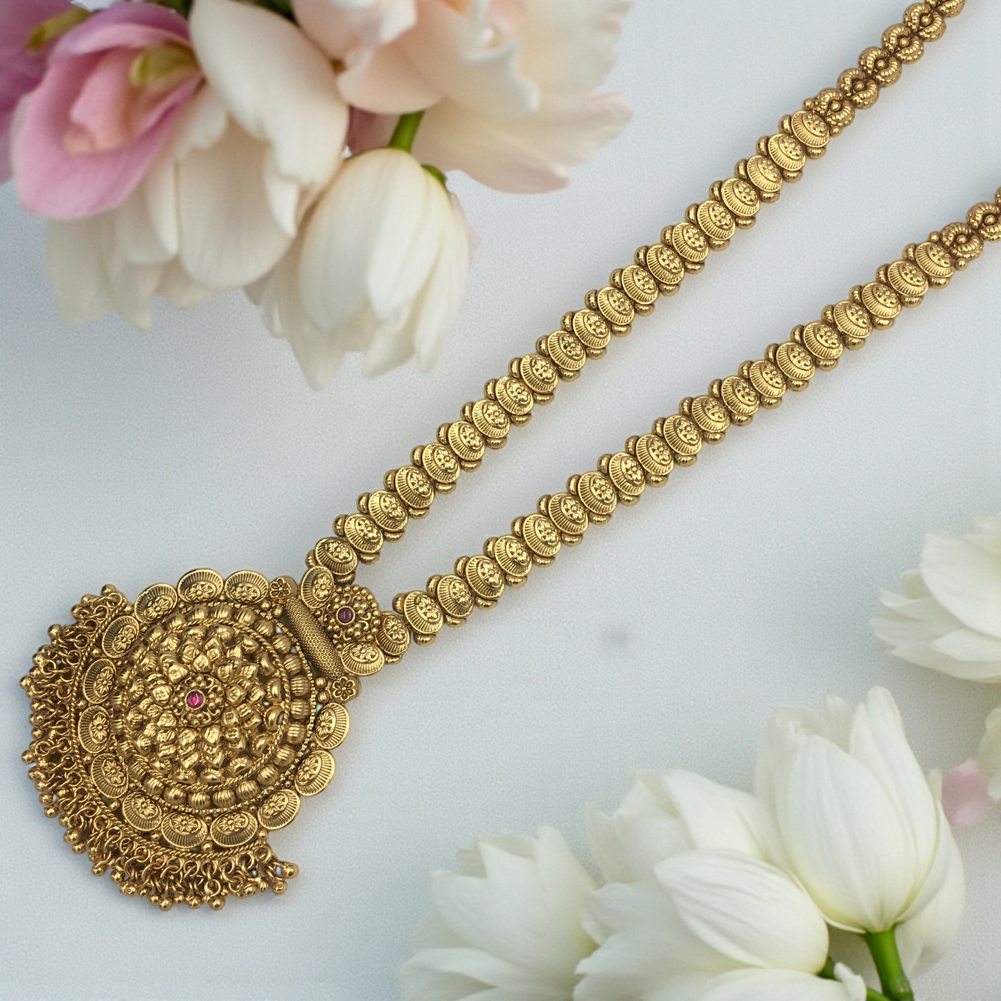 PATRICIA  BRASS NECKLACE SET