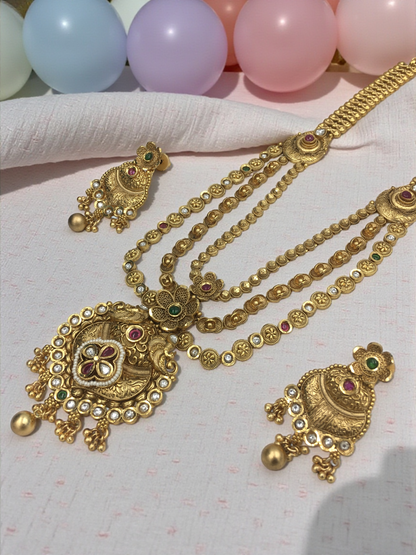 ARIA BRASS NECKLACE SET