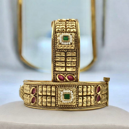 JEEVITHA RAJWADI BRASS BANGLES