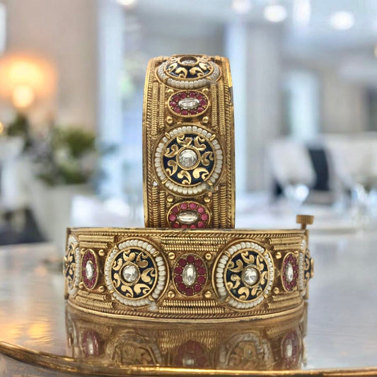 URVI RAJWADI BRASS BANGLES