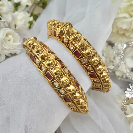 SWARALI RAJWADI BRASS BANGLES