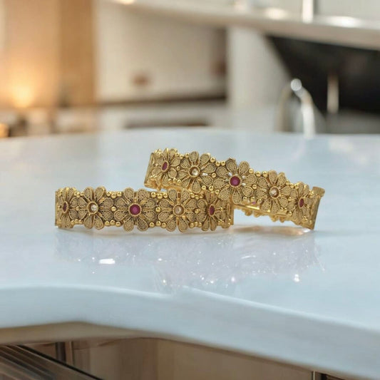 KIRTHANA RAJWADI BRASS BANGLES