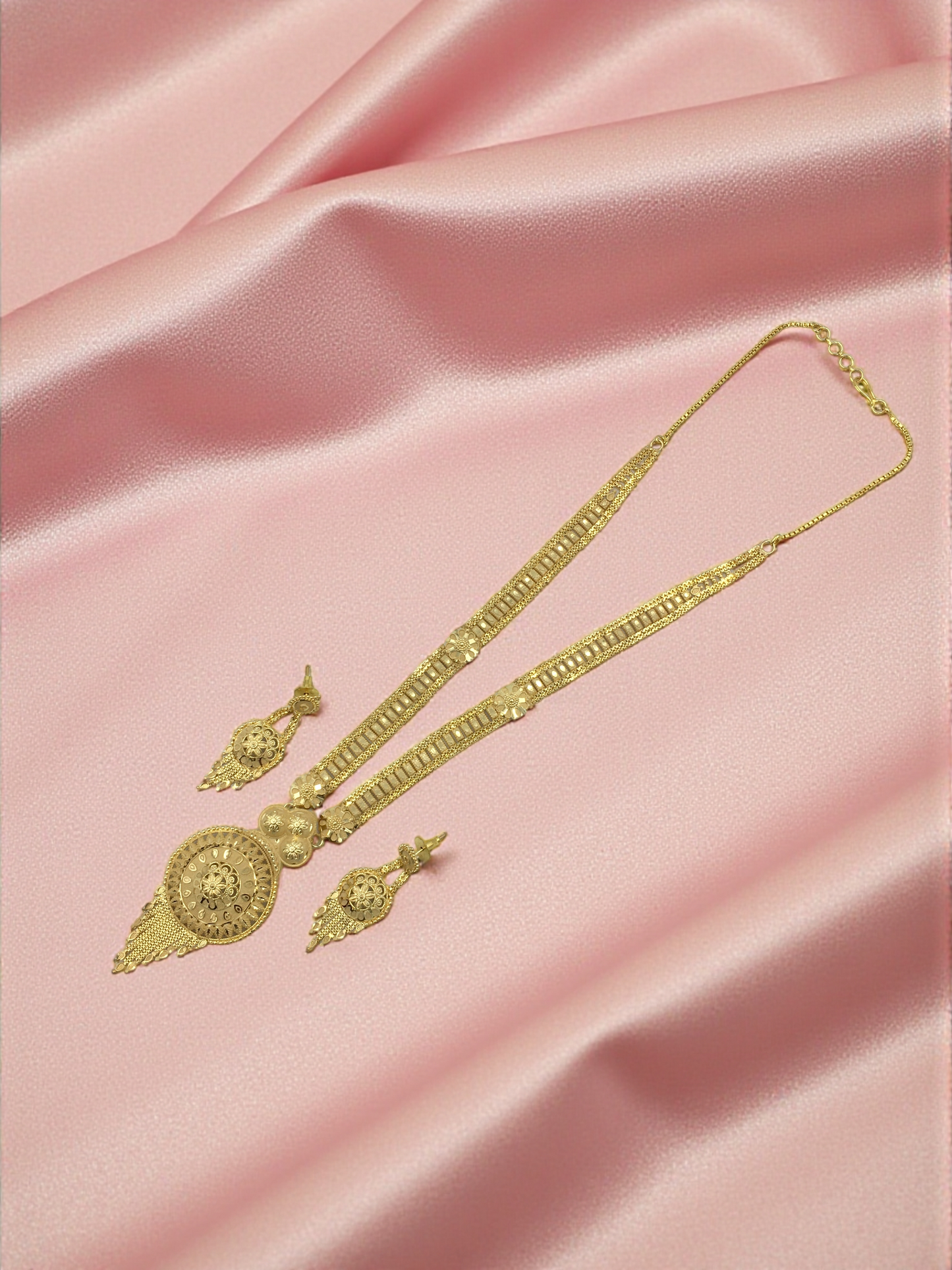 KIARA FORMING NECKLACE SET