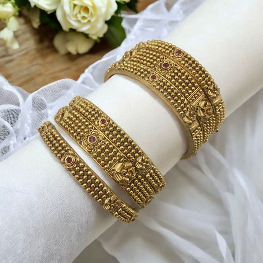 PRATHYUSHA RAJWADI BRASS BANGLES