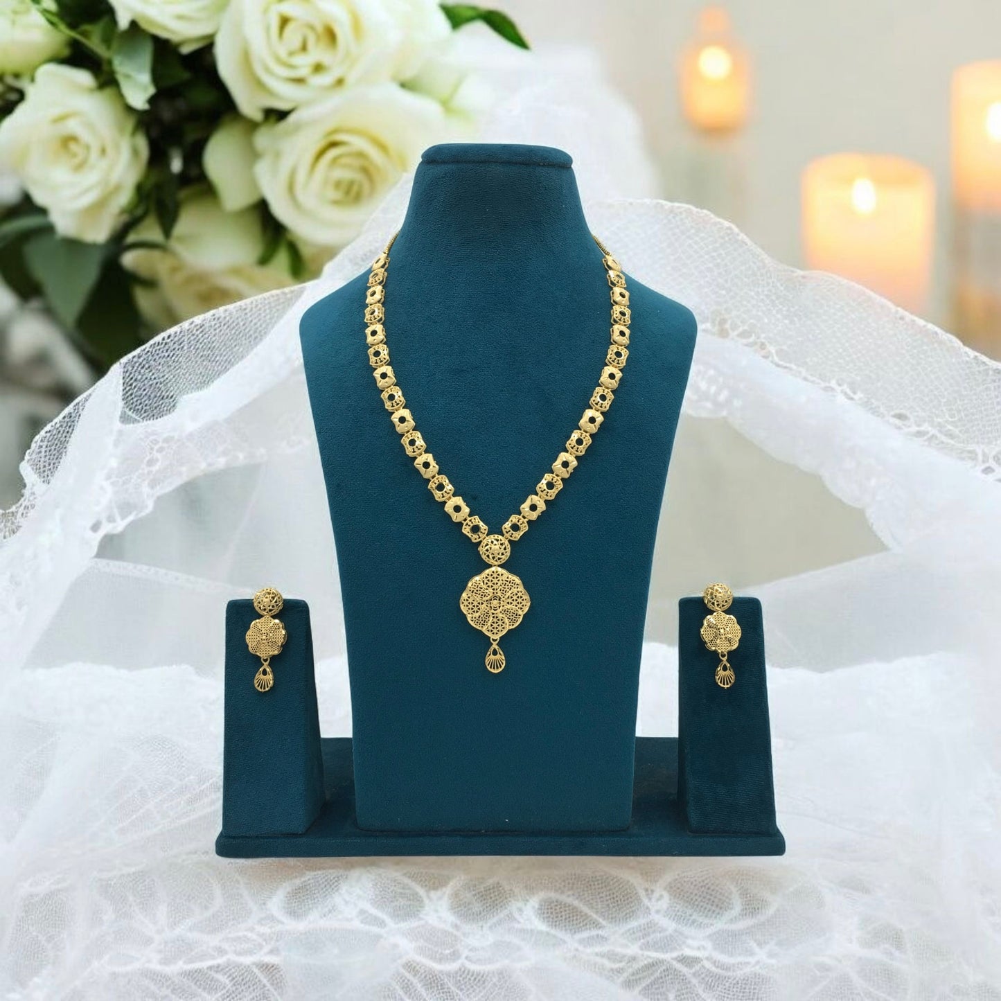 AVIRA FORMING NECKLACE SET