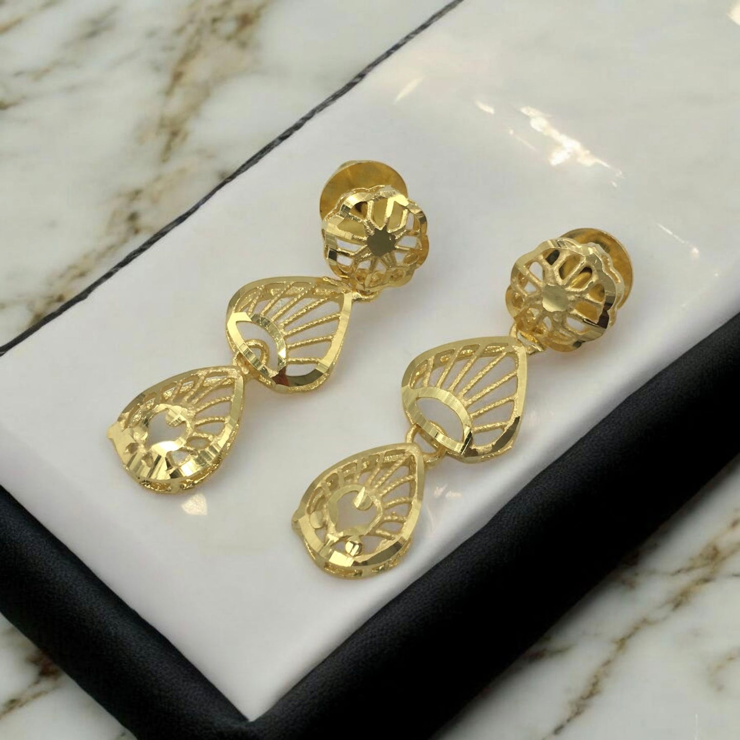 EVANSHI FORMING NECKLACE SET
