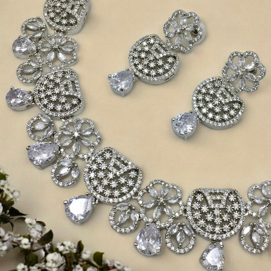 PRATHA AD NECKLACE SET