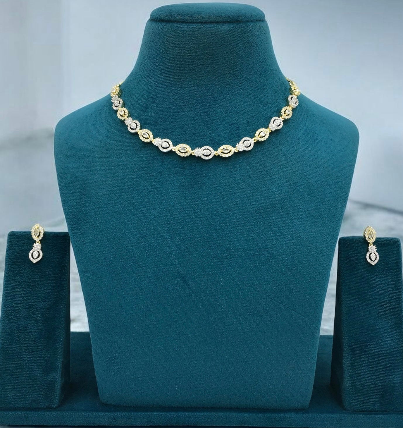 NISHI AD NECKLACE SET