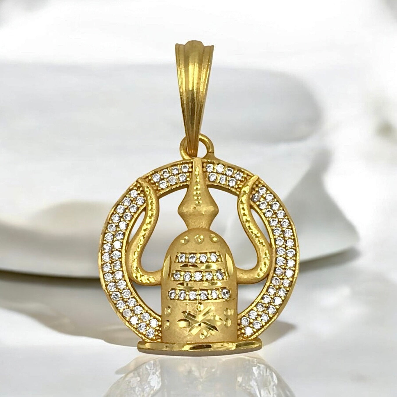 SHIVLING MICRO GOLD POLISH PENDANT