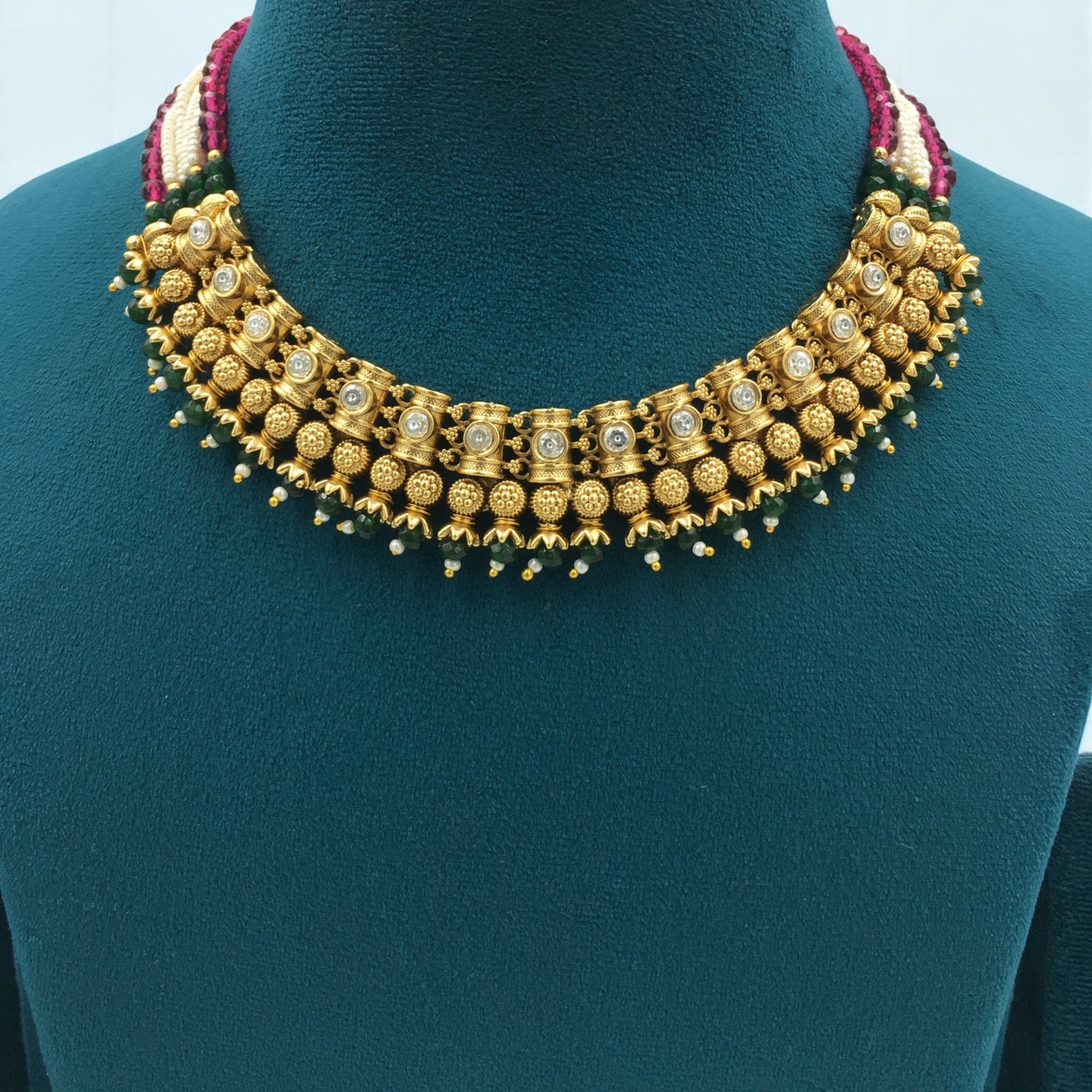 RAJWADI CLASSIC PEARL NECKLACE SET