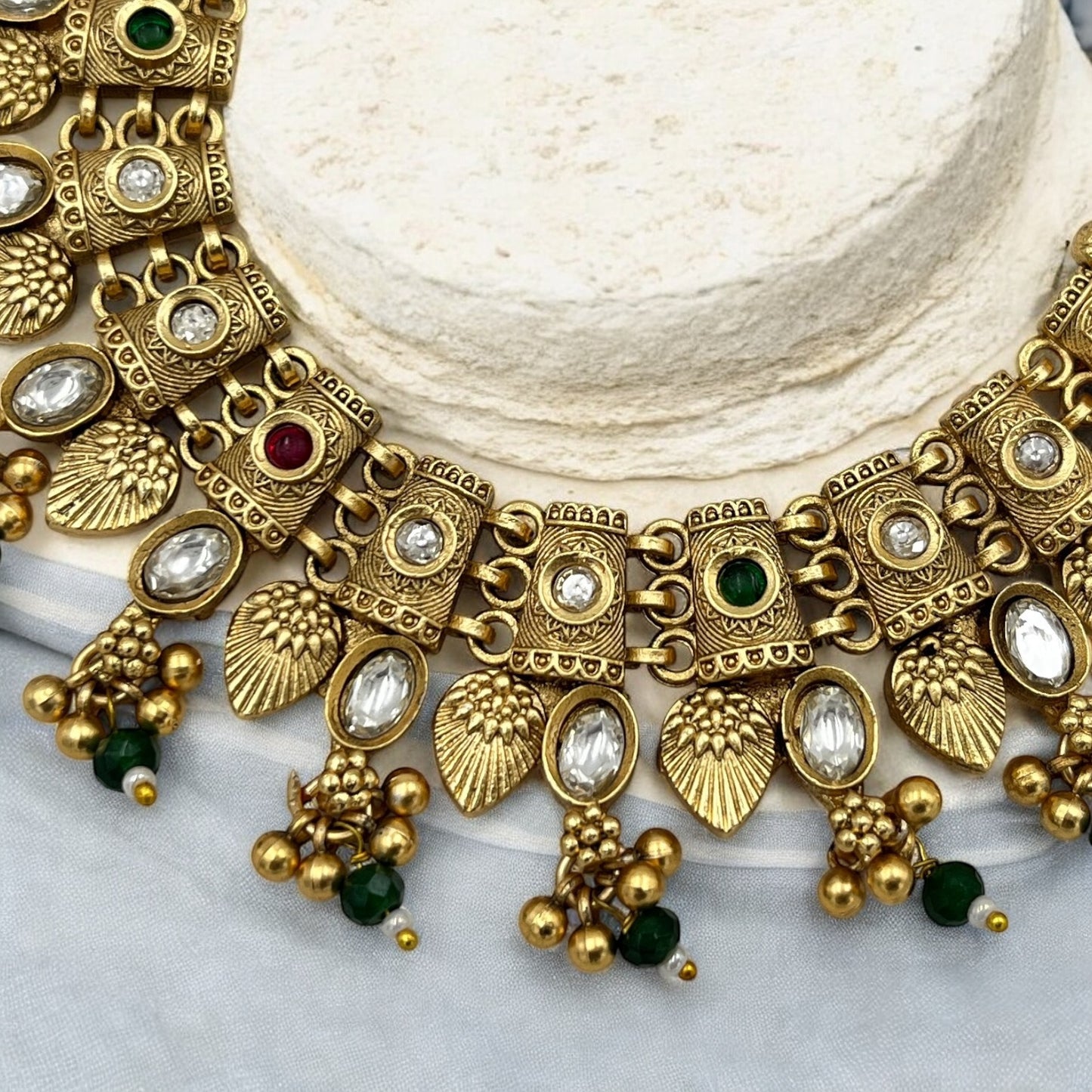 AVANTIKA RAJWADI NECKLACE SET
