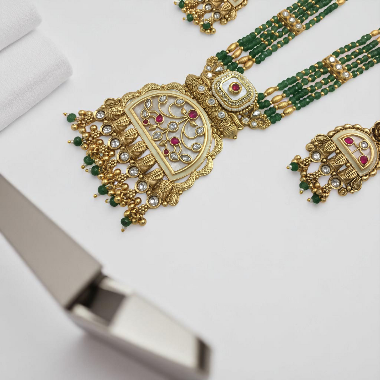 MARYAM BRASS NECKLACE SET