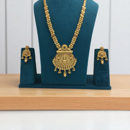 UDVITA BRASS NECKLACE SET