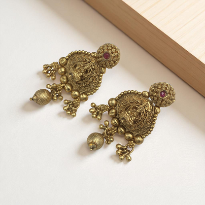 UDVITA BRASS NECKLACE SET