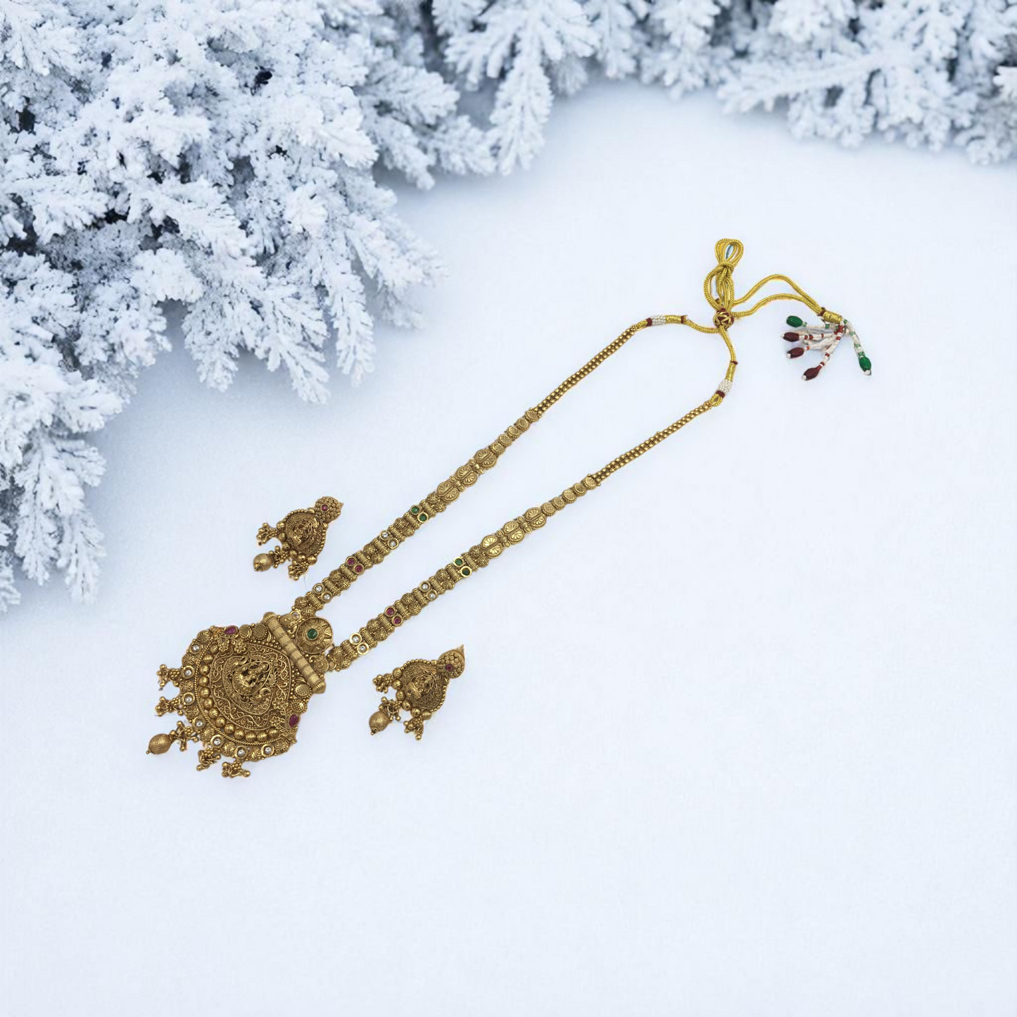 UDVITA BRASS NECKLACE SET