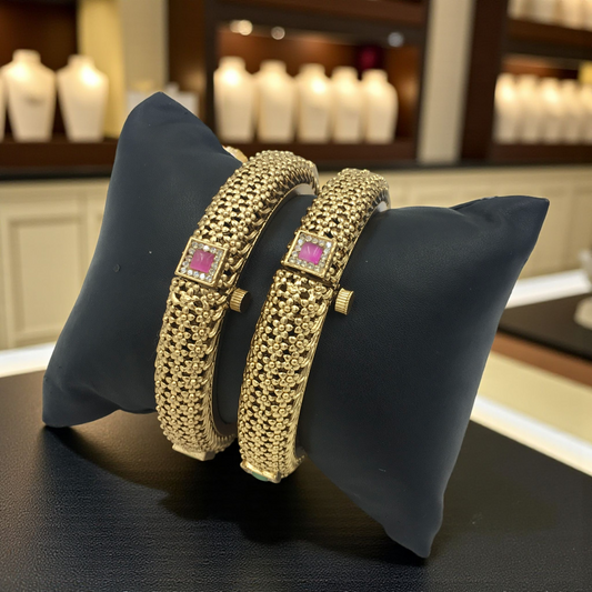 TVISHA RAJWADI BRASS BANGLES