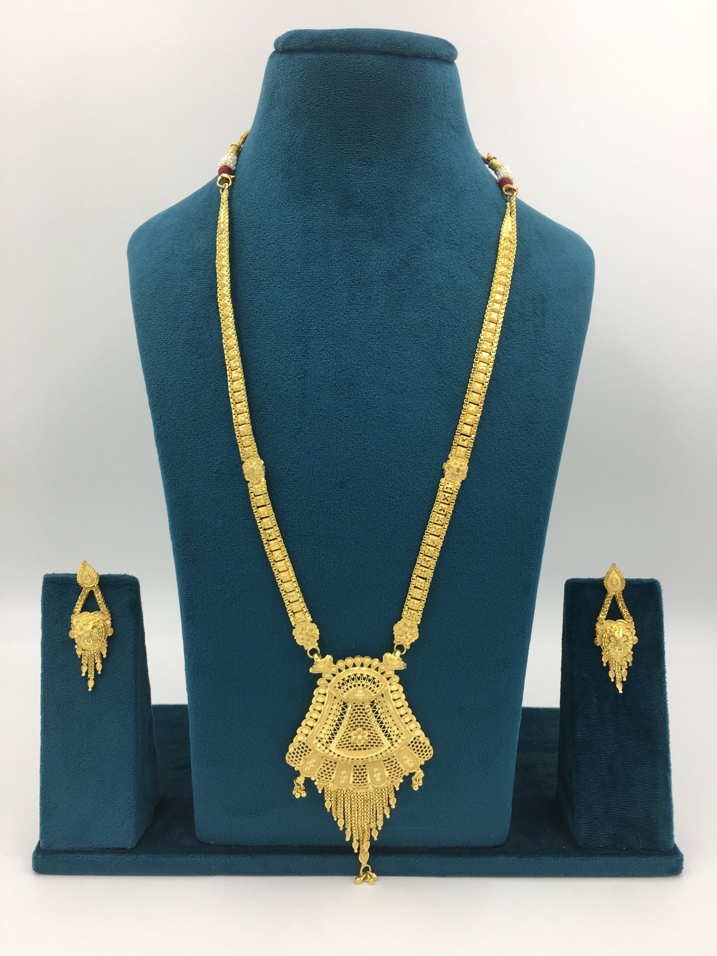 RISHIKA DUBAI GOLD NECKLACE