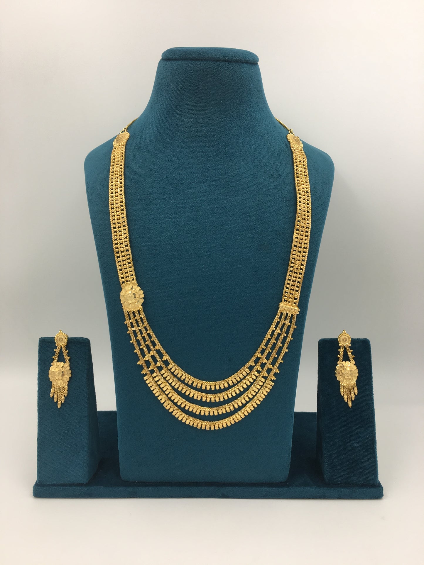 TRIPTI DUBAI GOLD NECKLACE