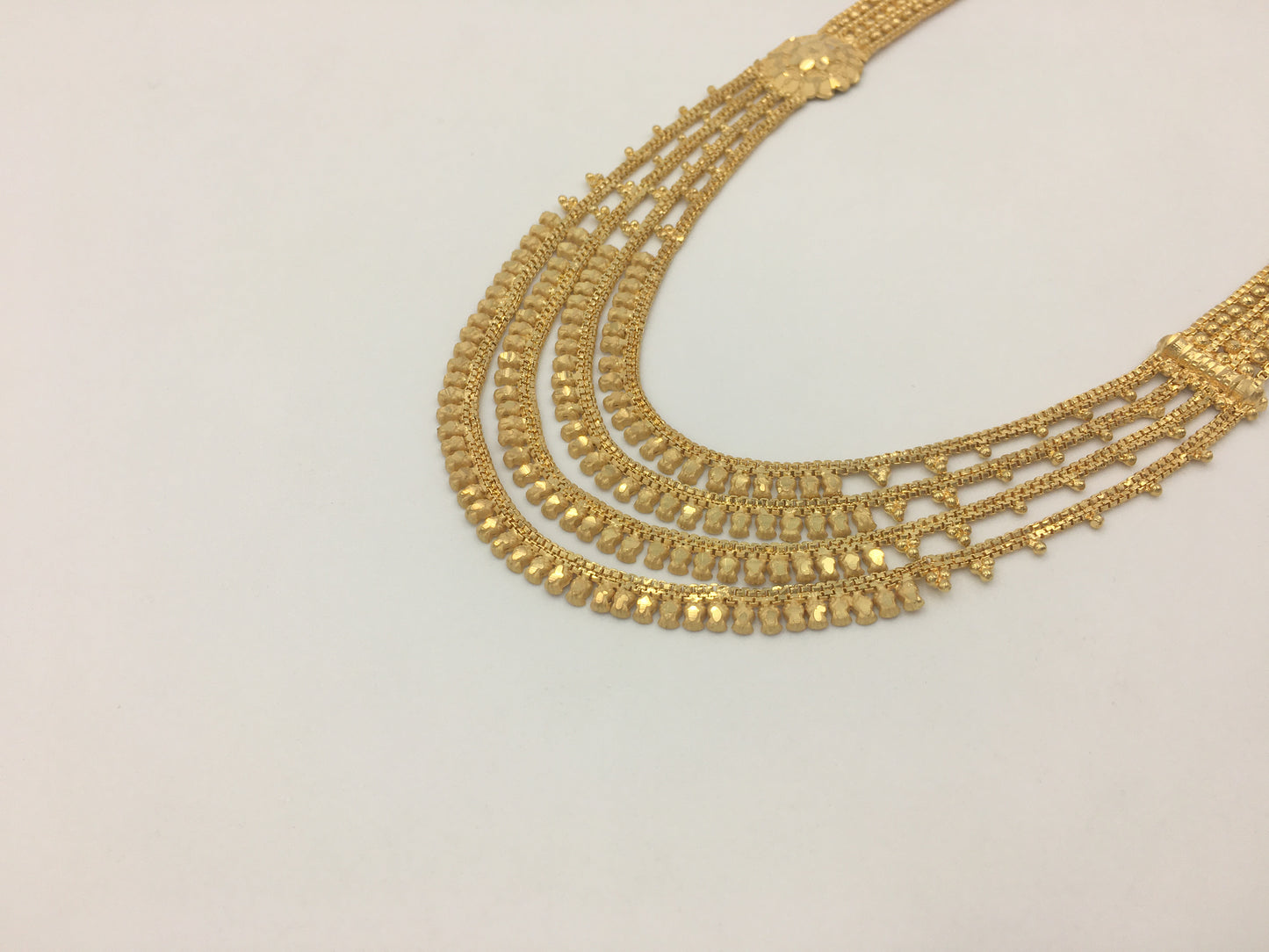 TRIPTI DUBAI GOLD NECKLACE
