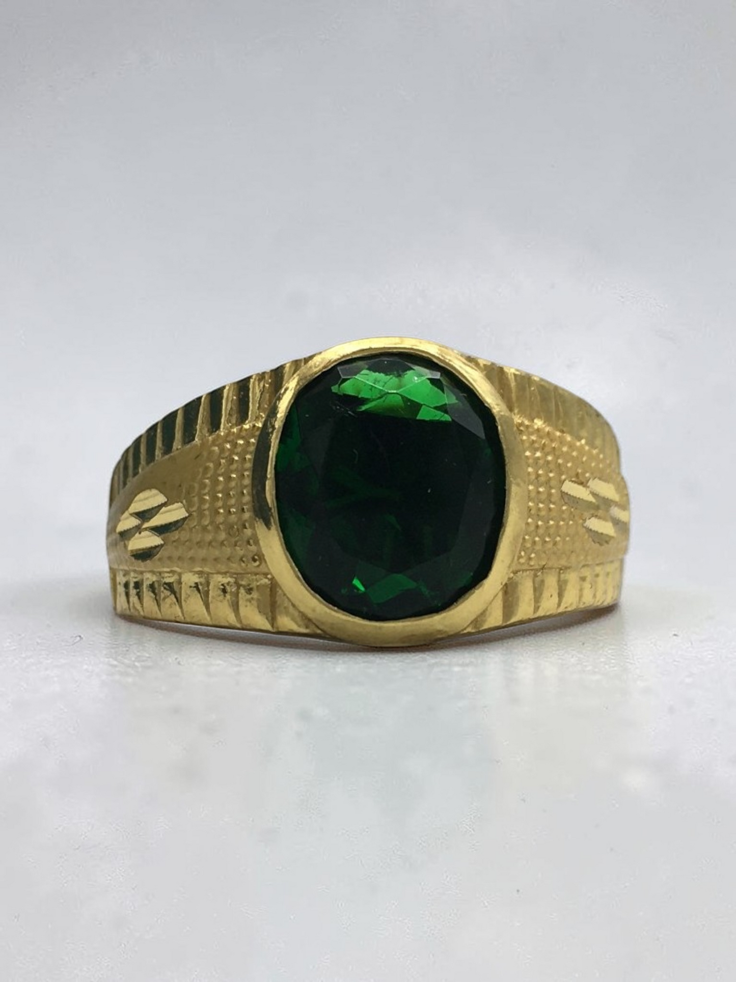 EMERALD CLASSIC MEN'S RING