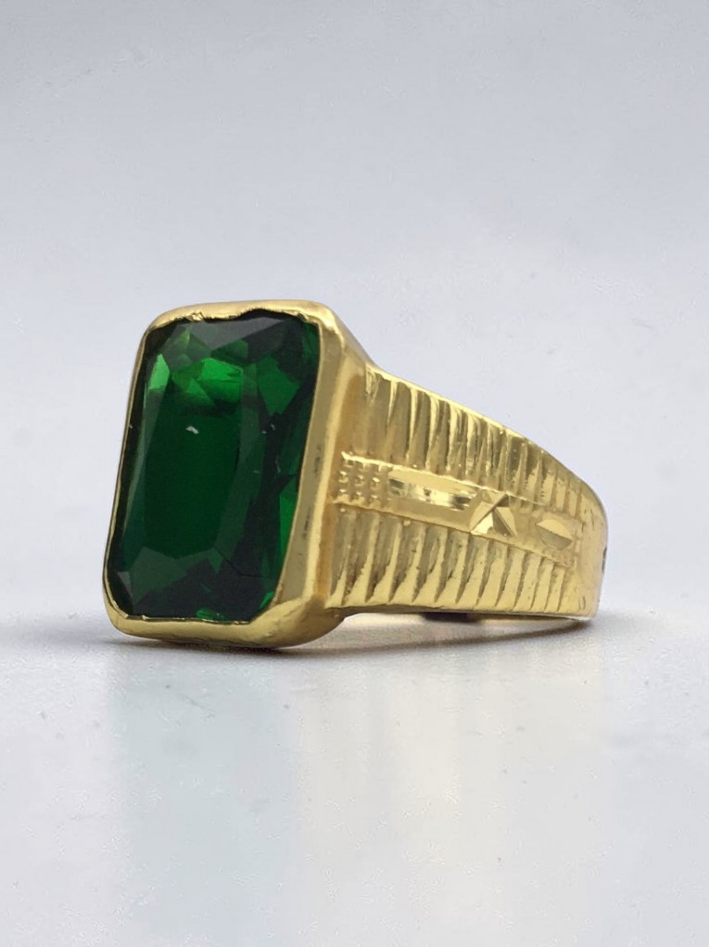 EMERALD ROYAL MEN'S RING