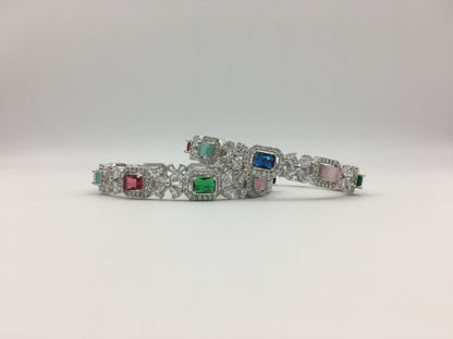 LAVINIA AD BANGLES