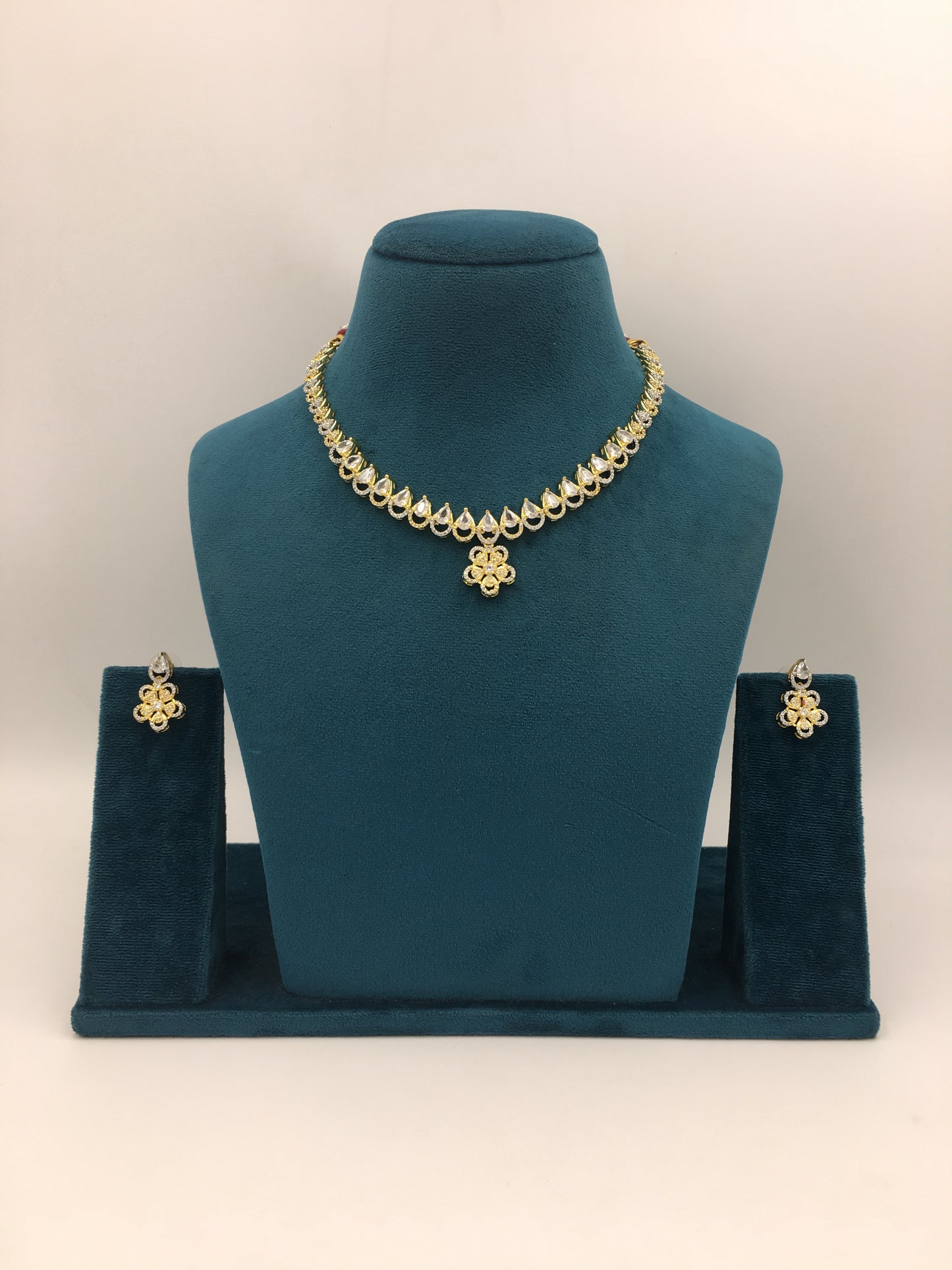 JULIANA AD NECKLACE SET